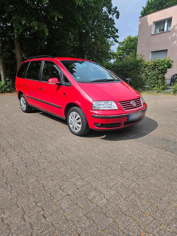 Gebraucht VW Sharan 140 PS (102 kW) 2008 Rot Van / Kleinbus