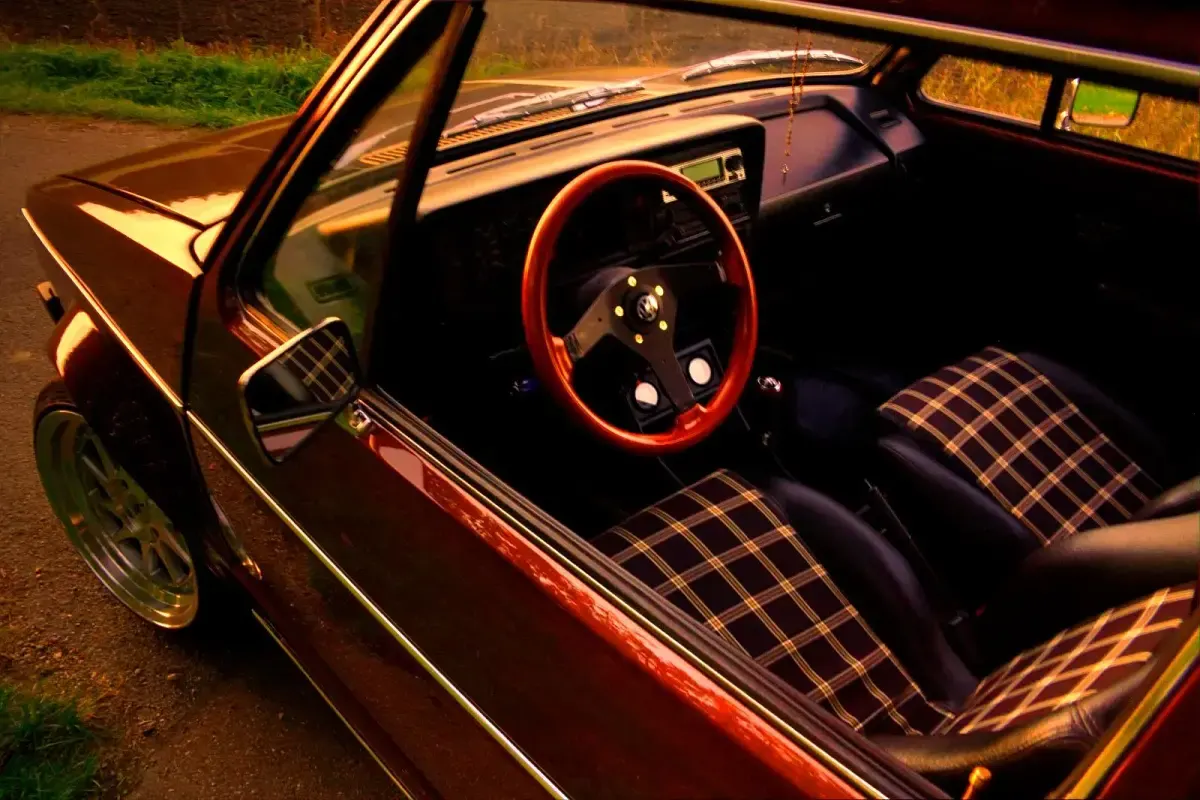 Gebraucht VW Golf I GTI 140 PS (102 kW) 1983 Braun Kleinwagen