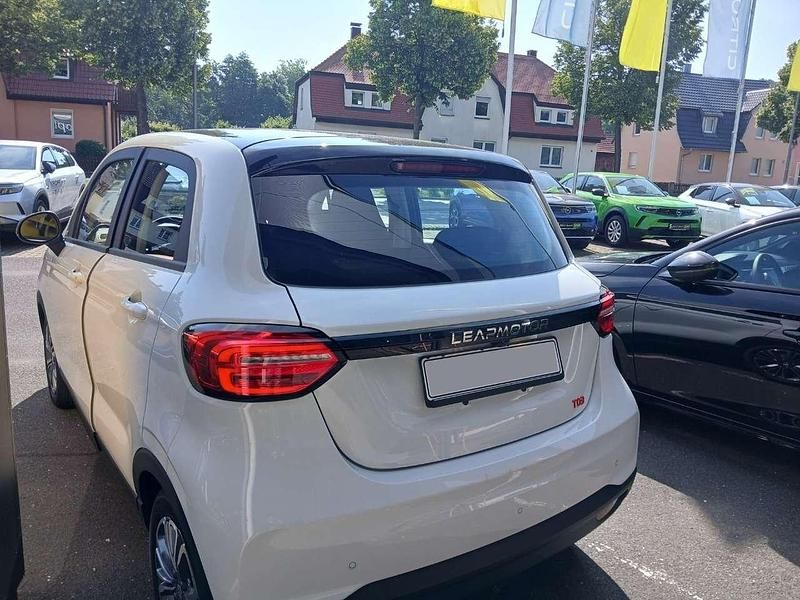 Neu Leapmotor T03 69 kW (95 PS) 2025 Light white Kleinwagen