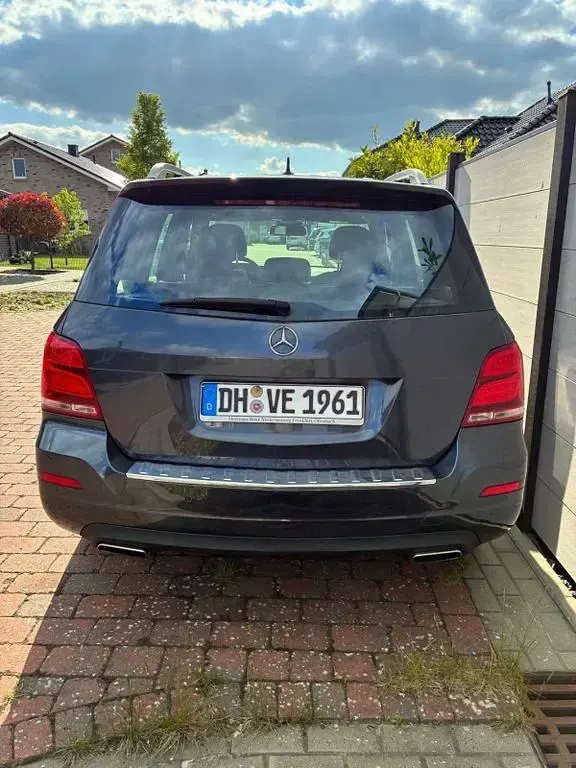 Gebraucht Mercedes GLK200 143 PS (105 kW) 2013 Grau SUV