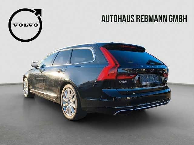 Second-hand Volvo V90 Inscription 235 CP (172 kW) 2017 Negru Break
