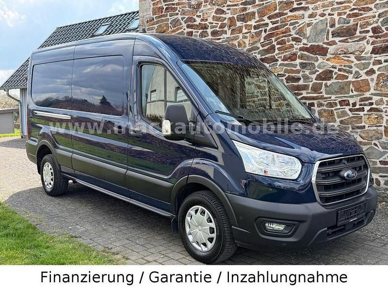 Second-hand Ford Transit 131 CP (96 kW) 2020 Albastru Monovolum