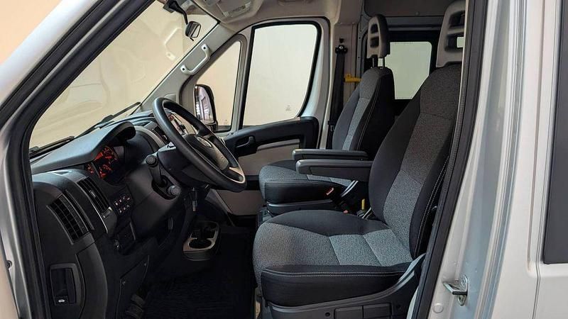 Gebraucht Fiat Ducato 150 PS (110 kW) 2017 Silber Van