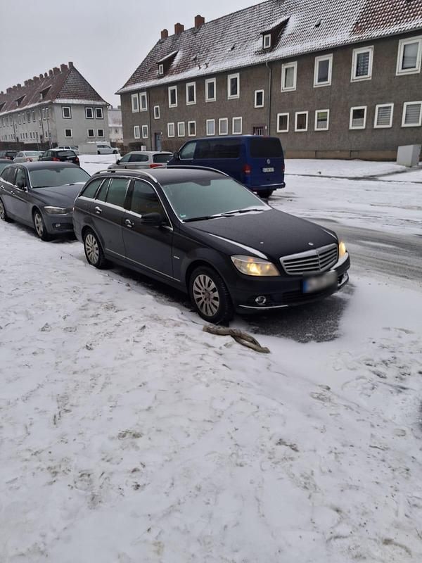 Second-hand Mercedes 220 2008 Negru Break