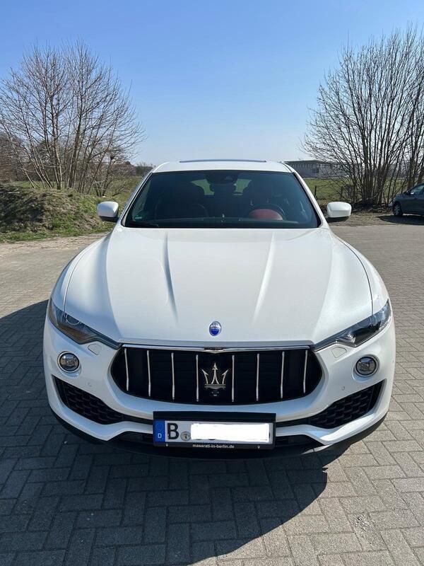 Weiß Gebraucht 2016 Maserati Levante SUV | 39.000 € (Superpreis) - Bild 1/4