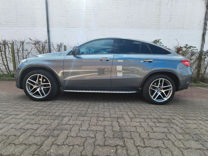 Grau Gebraucht 2019 Mercedes GLE350 AMG Coupé | 39.900 € (Guter Preis) - Bild 1/4