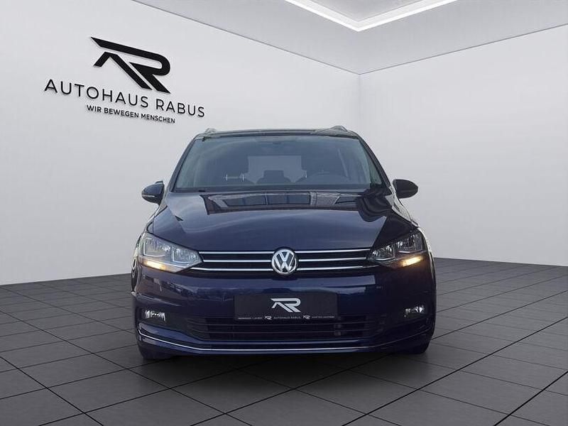 Gebraucht VW Touran Highline 150 PS (110 kW) 2017 Blau Van / Kleinbus