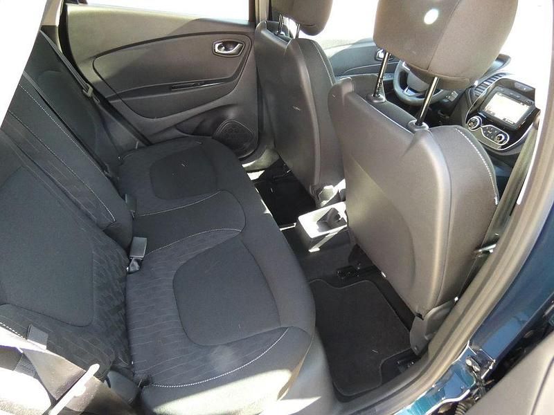 Gebraucht Renault Captur LIMITED 90 PS (66 kW) 2019 Violett SUV