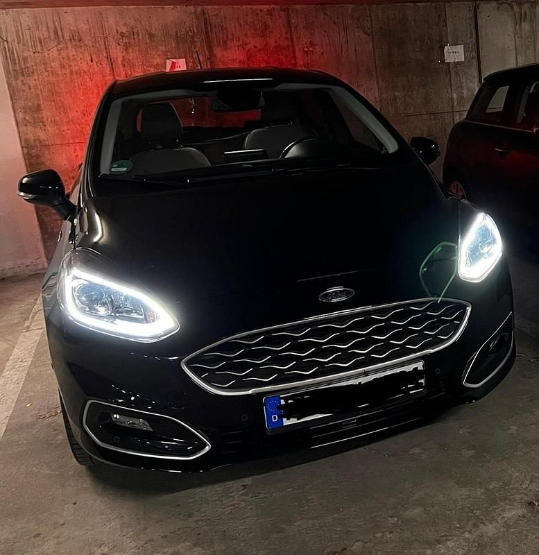Gebraucht Ford Fiesta Vignale 101 PS (74 kW) 2017 Schwarz Limousine