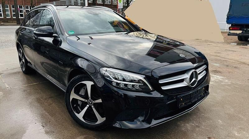 Gebraucht Mercedes C300 Business 194 PS (142 kW) 2021 Schwarz Limousine