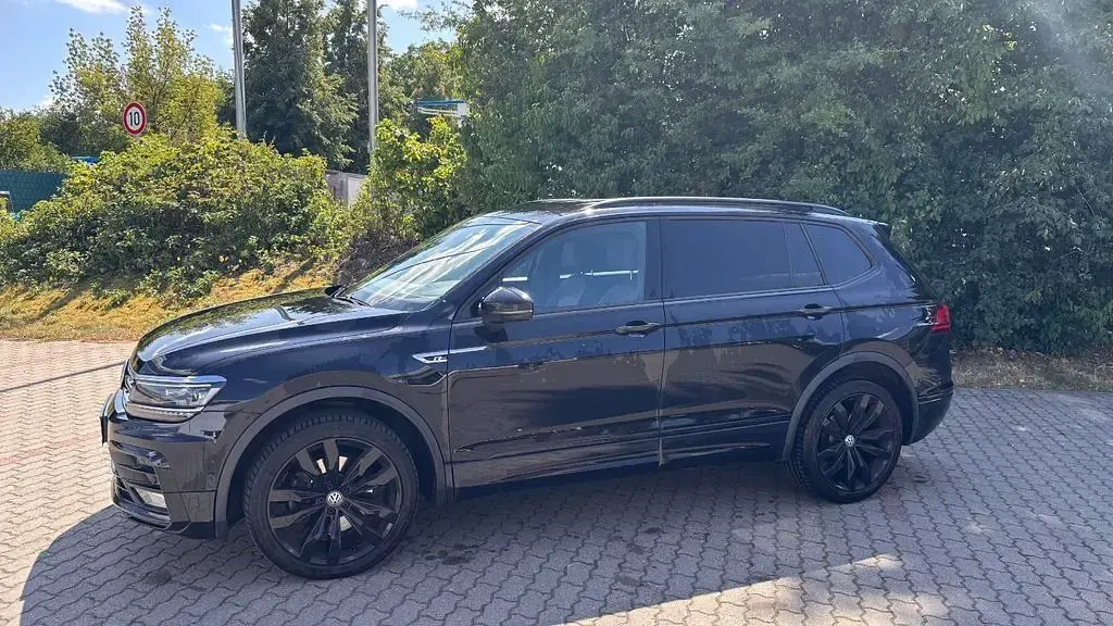 Gebraucht VW Tiguan Allspace 200 PS (147 kW) 2021 Schwarz SUV