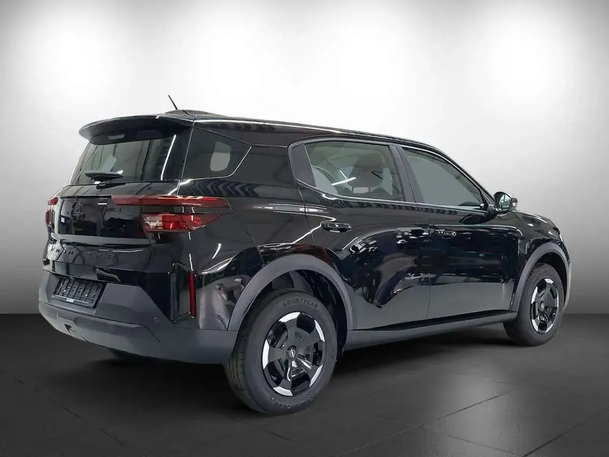 Neu Opel Frontera Edition 83 kW (113 PS) 2026 Schwarz SUV