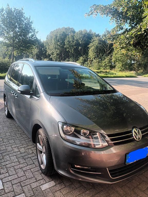 Silber Gebraucht 2011 VW Sharan Van / Kleinbus | 6.200 € (Superpreis) - Bild 1/4