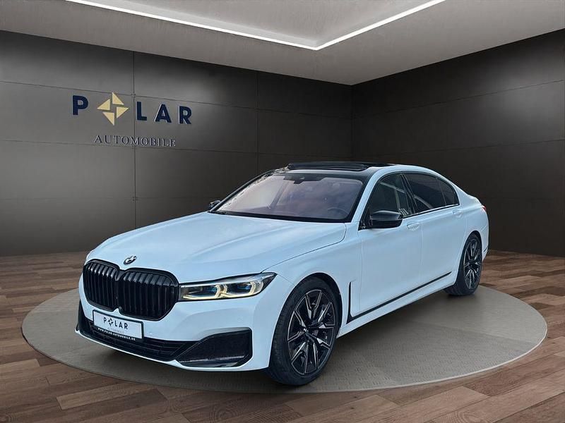 Weiß Gebraucht 2021 BMW 750L Performance Limousine | 55.490 € (Fairer Preis) - Bild 1/4