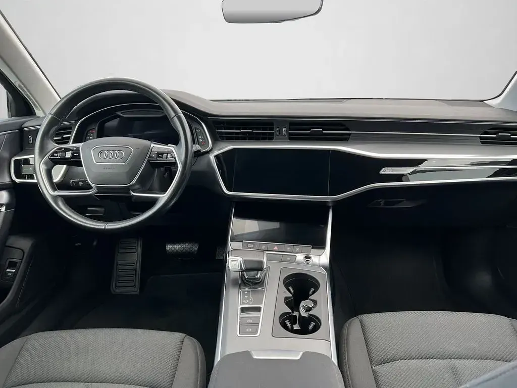 Gebraucht Audi A6 Ambiente 204 PS (150 kW) 2022 Brillantschwarz Kombi