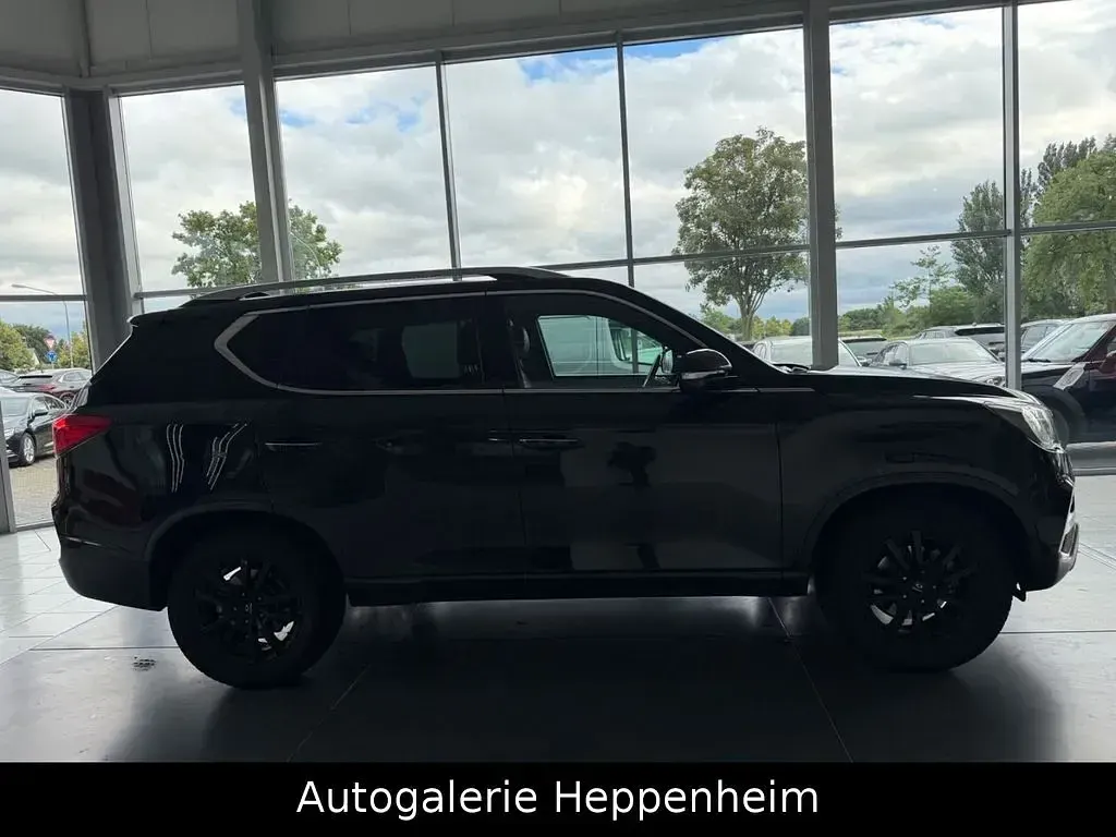 Gebraucht SsangYong Rexton Sapphire 181 PS (133 kW) 2019 Schwarz SUV