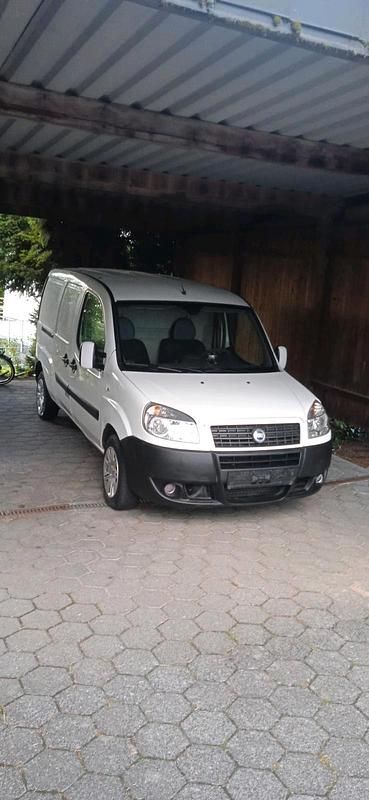 Weiß Gebraucht 2005 Fiat Doblò Van / Kleinbus | 1.900 € (Guter Preis) - Bild 1/4
