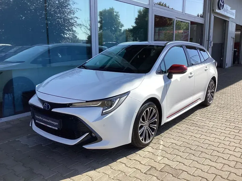 Gebraucht Toyota Corolla Team 122 PS (89 kW) 2022 Kombi