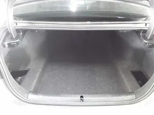 Gebraucht BMW 520 Performance 197 PS (144 kW) 2024 Grau Limousine