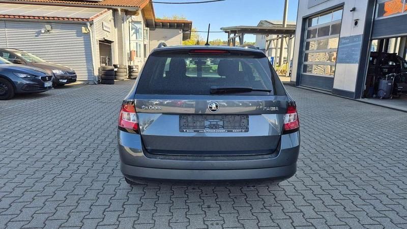 Second-hand Skoda Fabia 105 CP (77 kW) 2016 Gri Break