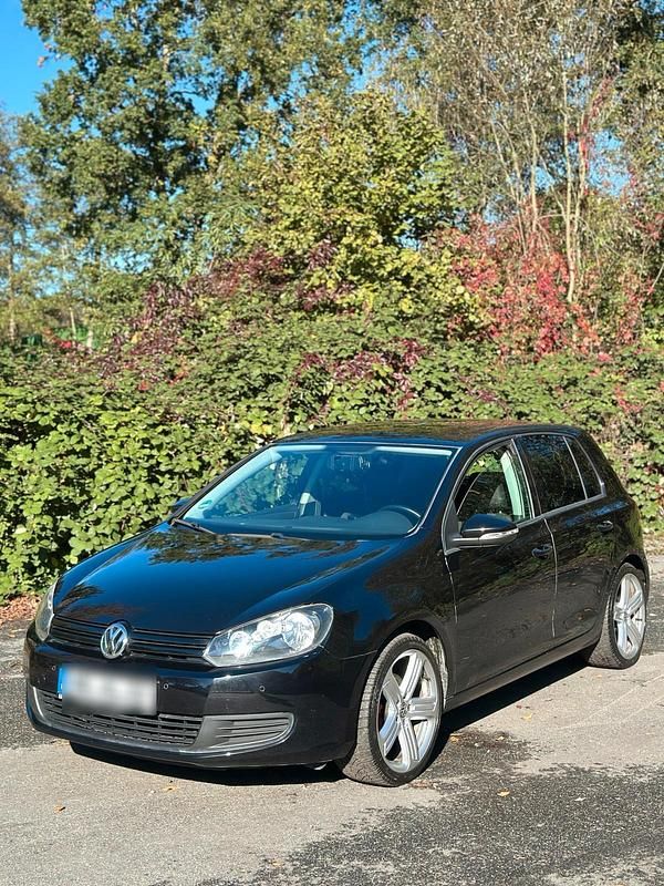 Schwarz Gebraucht 2010 VW Golf VI Limousine | 5.500 € (Guter Preis) - Bild 1/4