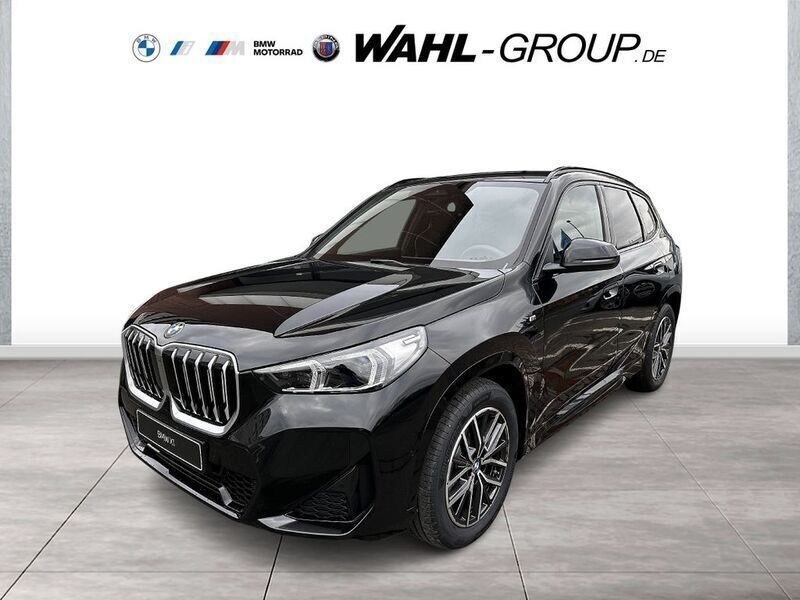 Schwarz Neu 2025 BMW X1 M Sport SUV | 44.290 € (Superpreis) - Bild 1/4