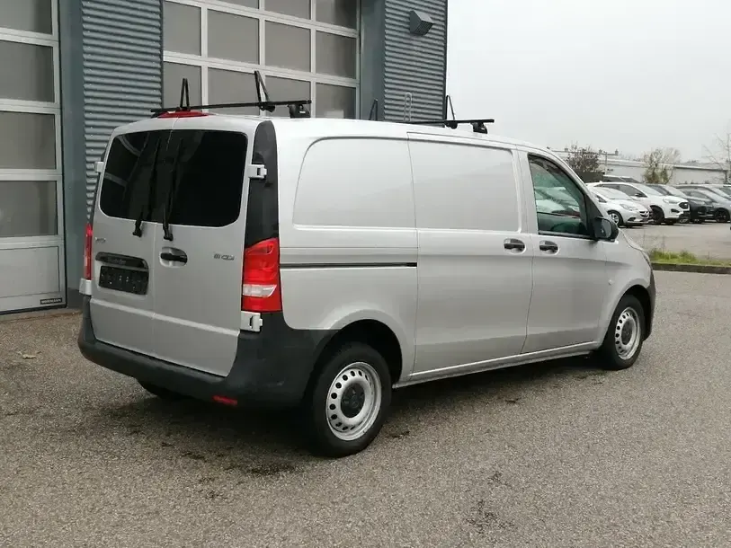 Brugt Mercedes Vito 114 HK (83 kW) 2018 Sølv Van