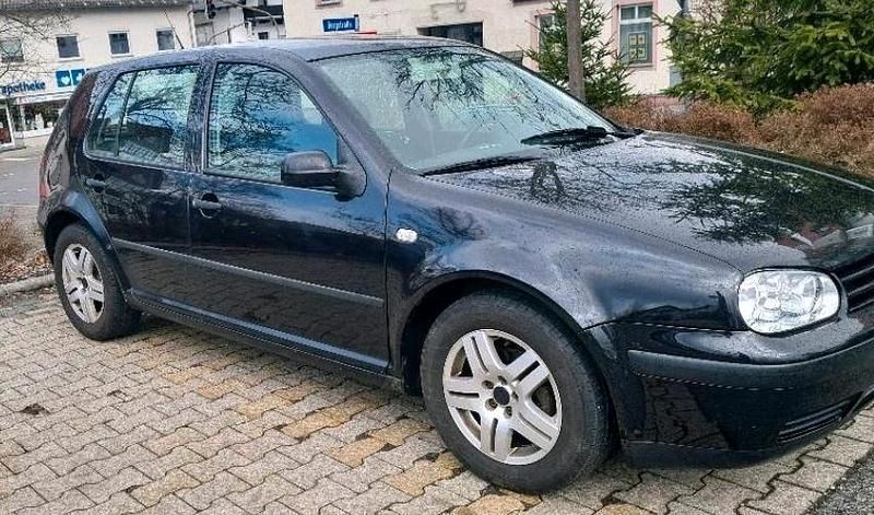 Gebraucht VW Golf IV 105 PS (77 kW) 2001 Schwarz Limousine