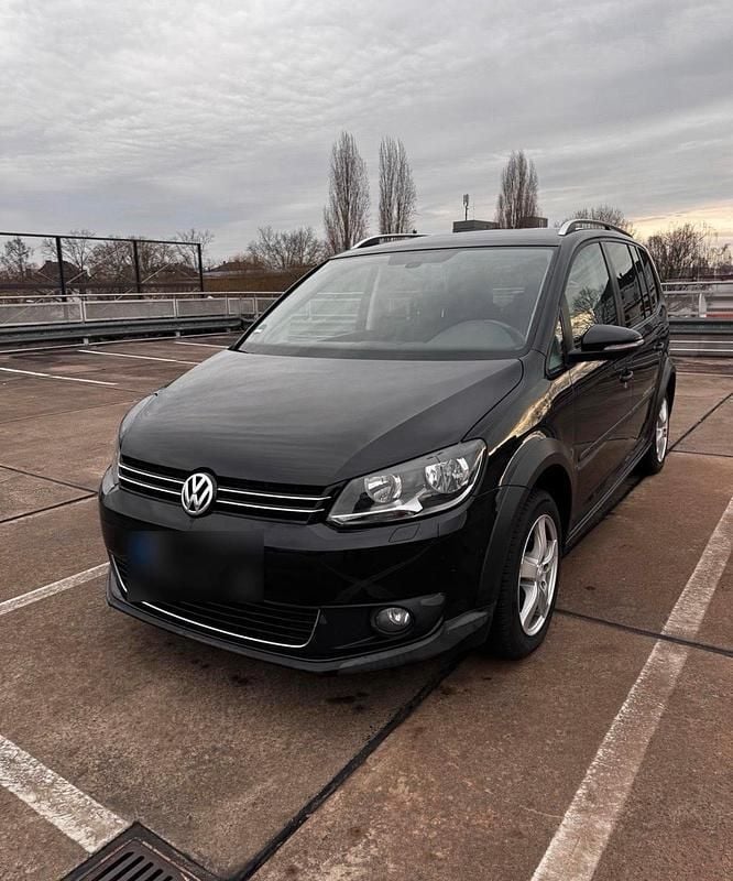 Gebraucht VW Touran Cross 150 PS (110 kW) 2011 Schwarz Van / Kleinbus