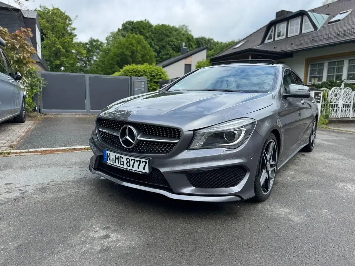 Gebraucht Mercedes CLA200 AMG line 156 PS (114 kW) 2015 Grau Coupé