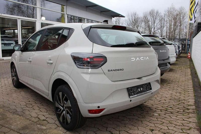 Neu Dacia Sandero Expression 101 PS (74 kW) 2025 Sandsone Kleinwagen