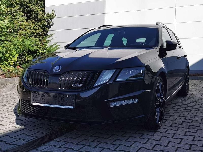 Blackmagicperleffekt Gebraucht 2018 Skoda Octavia RS Kombi | 21.980 € (Fairer Preis) - Bild 1/4