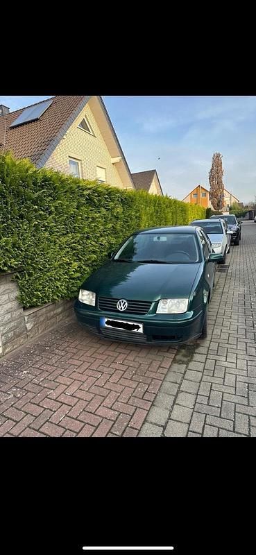 Gebraucht VW Bora 90 PS (66 kW) 1999 Grün Limousine