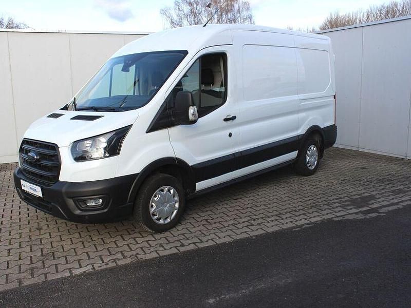Gebraucht Ford Transit Trend 131 PS (96 kW) 2022 Weiss Van