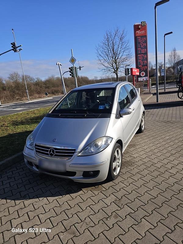 Silber Gebraucht 2007 Mercedes A170 Kleinwagen | 1.300 € (Fairer Preis) - Bild 1/4