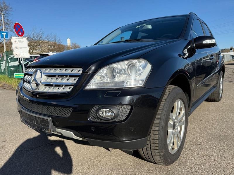 Gebraucht Mercedes ML280 190 PS (139 kW) 2008 Schwarz SUV