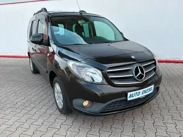 Gebraucht Mercedes Citan 111 110 PS (80 kW) 2018 Schwarz Van / Kleinbus