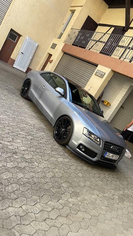 Grau Gebraucht 2008 Audi A5 Sport Coupé | 12.500 € (Teuer) - Bild 1/4