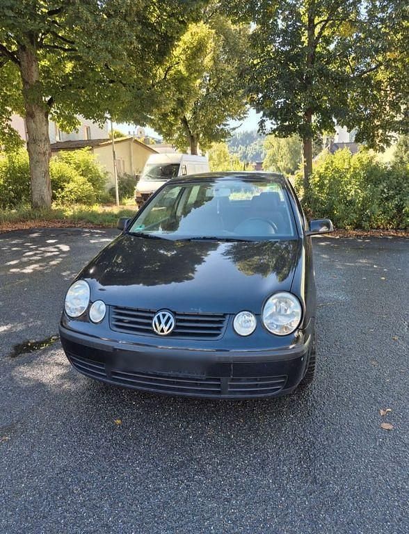 Schwarz Gebraucht 2002 VW Polo Highline Kleinwagen | 1.350 € (Fairer Preis) - Bild 1/4