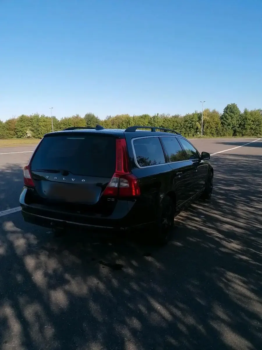 Gebraucht Volvo V70 Momentum 163 PS (119 kW) 2012 Kombi