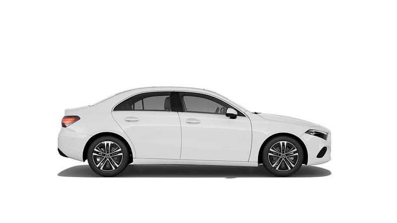 Polarweiß Neu 2025 Mercedes A180 Limousine | 50.539 € (Teuer) - Bild 1/2