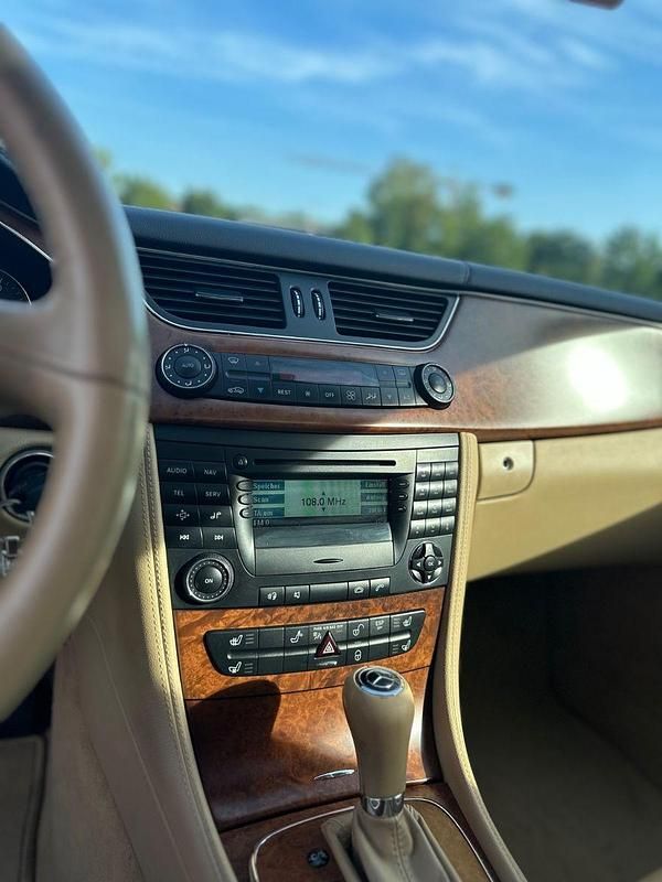 Gebraucht Mercedes CLS320 224 PS (164 kW) 2006 Schwarz Coupé