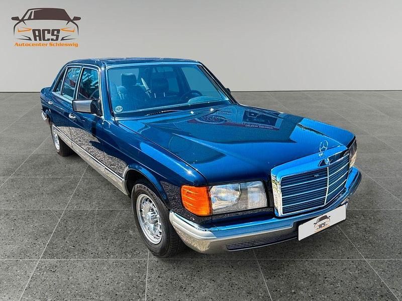 Blau Gebraucht 1985 Mercedes 500 Limousine | 24.990 € - Bild 1/4