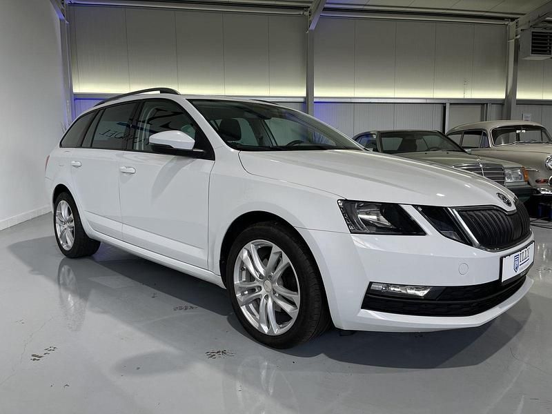 Gebraucht Skoda Octavia Ambition 150 PS (110 kW) 2017 Weiß Kombi