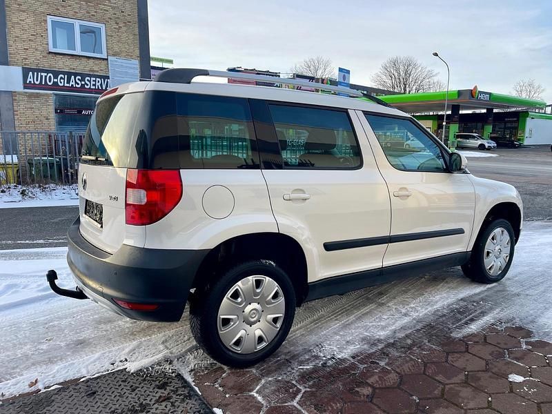 Gebraucht Skoda Yeti 105 PS (77 kW) 2011 Weiß SUV