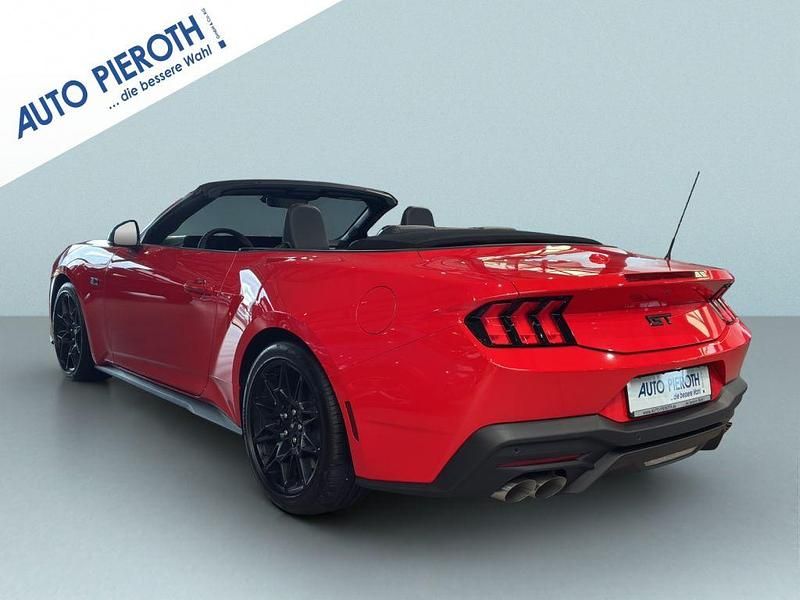 Neu Ford Mustang GT Convertible 446 PS (328 kW) 2025 Race red Cabrio