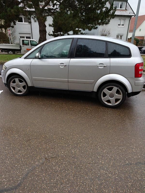 Silber Gebraucht 2002 Audi A2 Kleinwagen | 1.200 € (Superpreis) - Bild 1/4
