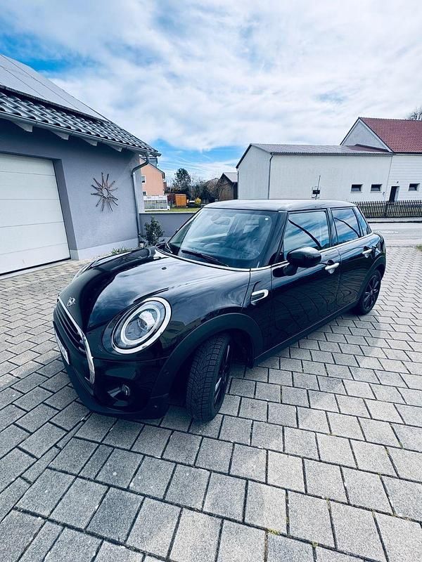 Gebraucht Mini ONE 102 PS (75 kW) 2021 Schwarz Kleinwagen