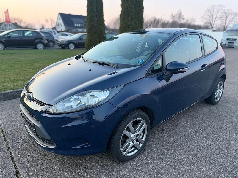 Gebraucht Ford Fiesta Trend 60 PS (44 kW) 2009 Blau Kleinwagen