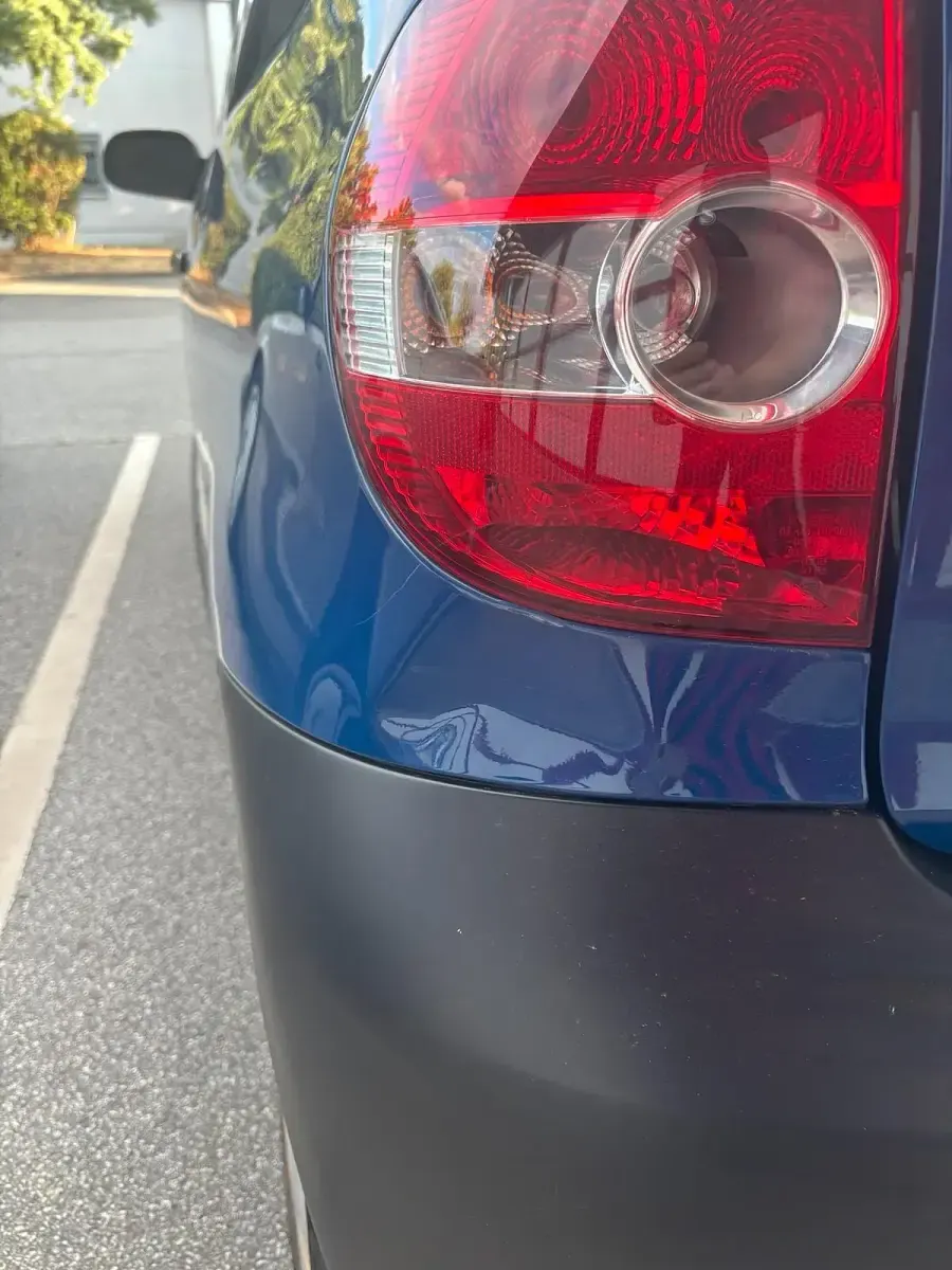 Gebraucht VW Fox 54 PS (39 kW) 2006 Blau Kleinwagen